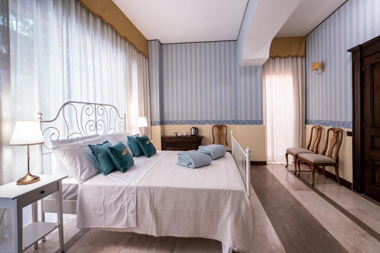 Hotel Palazzo Chiara à Cagliari Extérieur photo