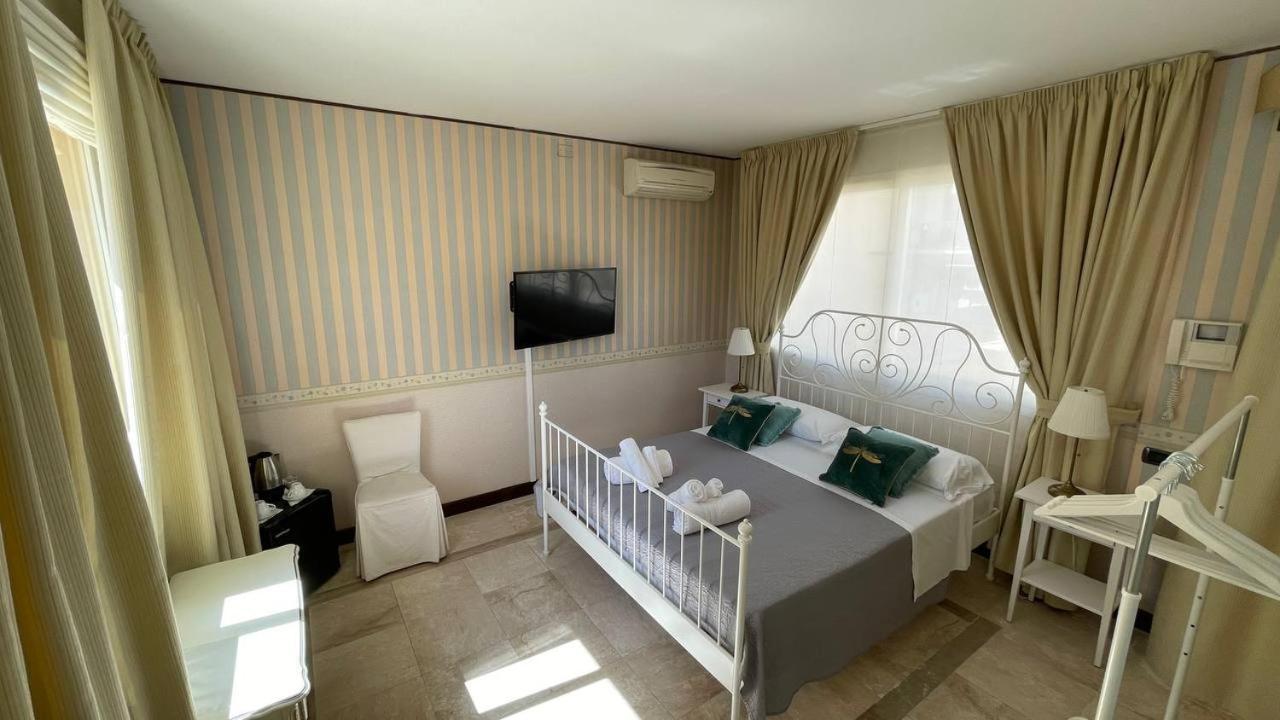Hotel Palazzo Chiara à Cagliari Extérieur photo