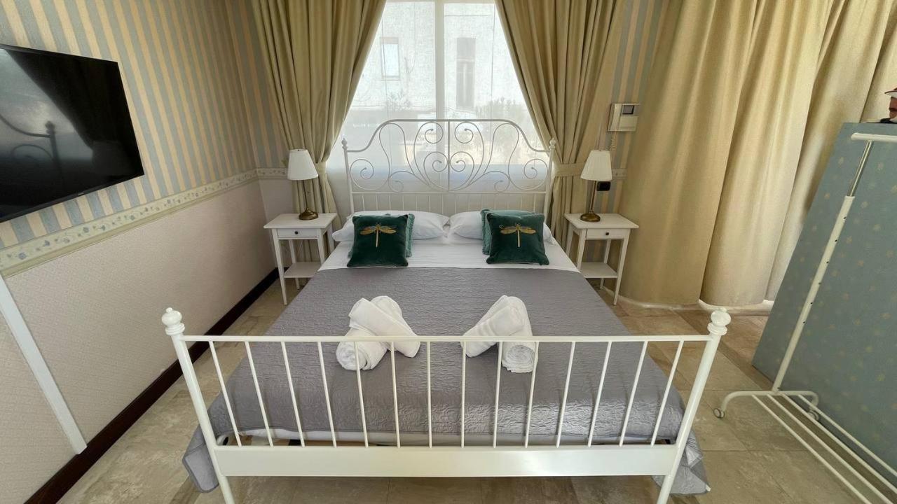 Hotel Palazzo Chiara à Cagliari Extérieur photo